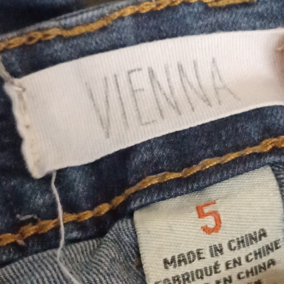 Free Add-on Dark Blue Button-Fly Jeans - Size 5 (Junior) - Picture 6 of 8